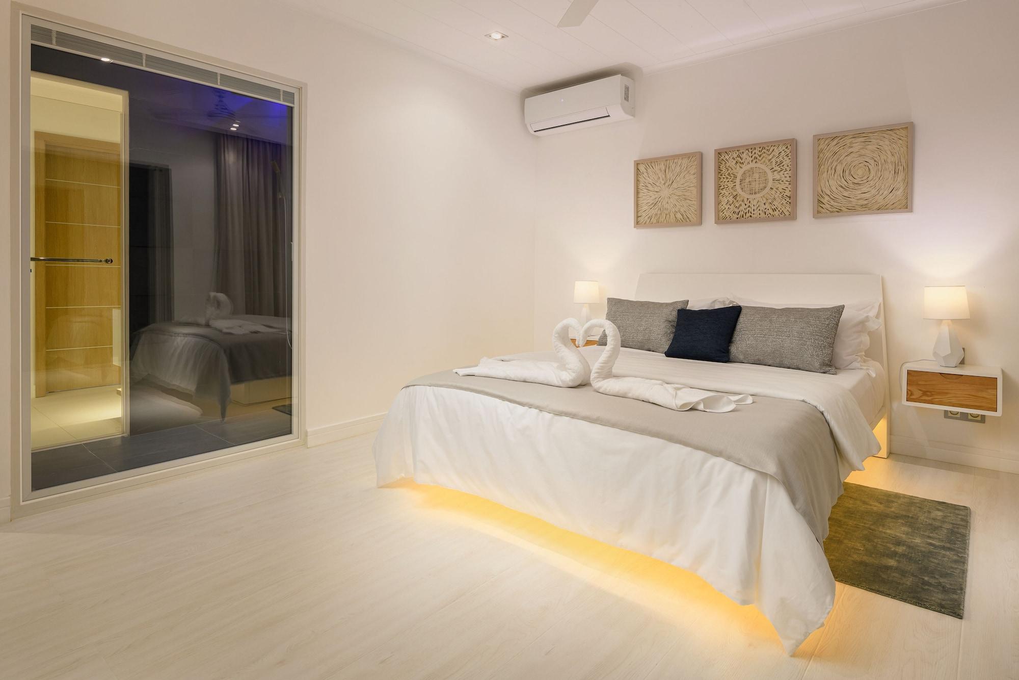 Clos Du Littoral By Fine & Country Grand Baie Bagian luar foto