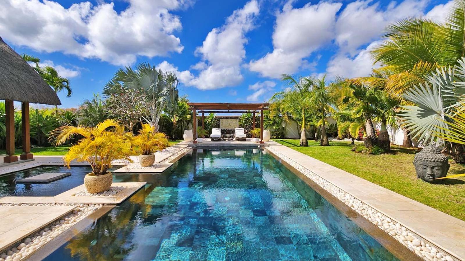 Clos Du Littoral By Fine & Country Grand Baie Bagian luar foto