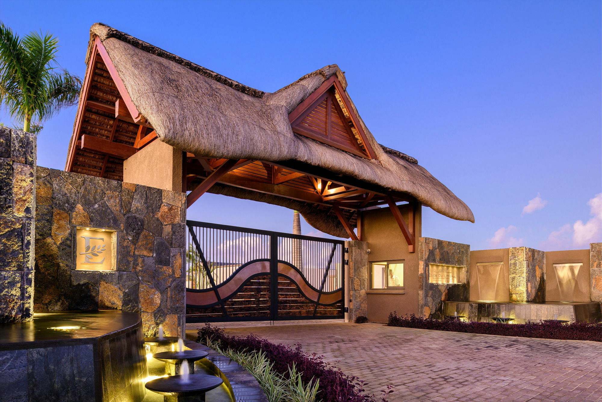 Clos Du Littoral By Fine & Country Grand Baie Bagian luar foto