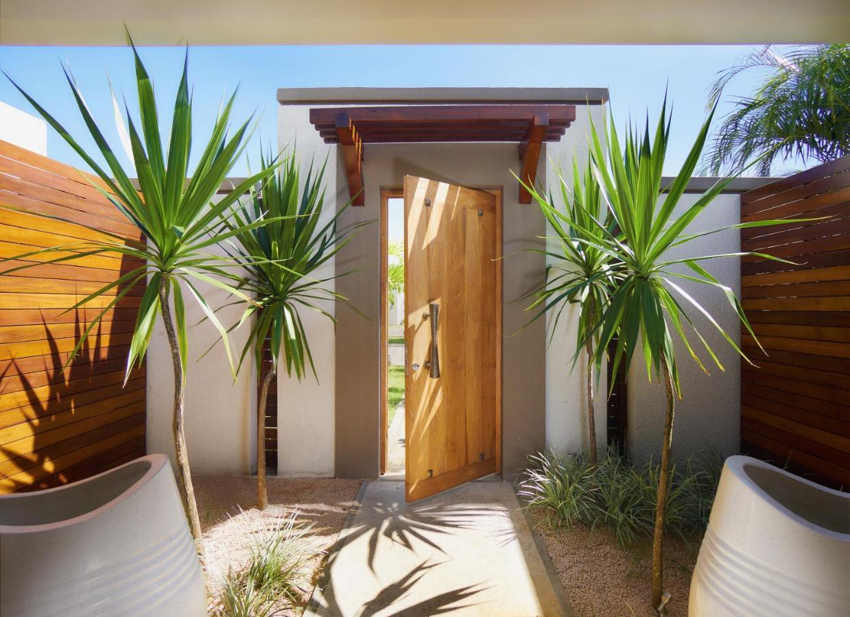 Clos Du Littoral By Fine & Country Grand Baie Bagian luar foto